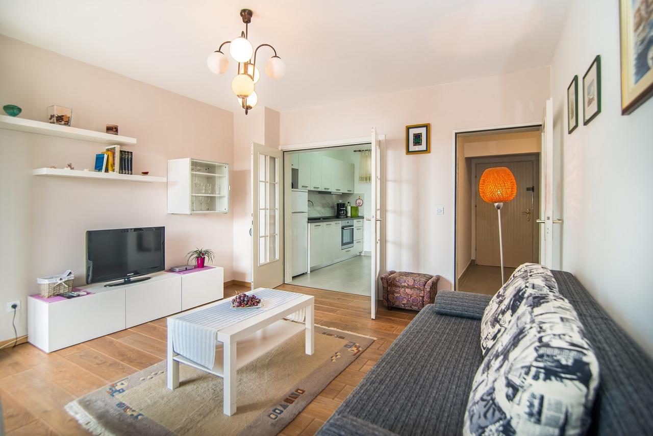 פורץ Apartment Vesna Kandlerova מראה חיצוני תמונה